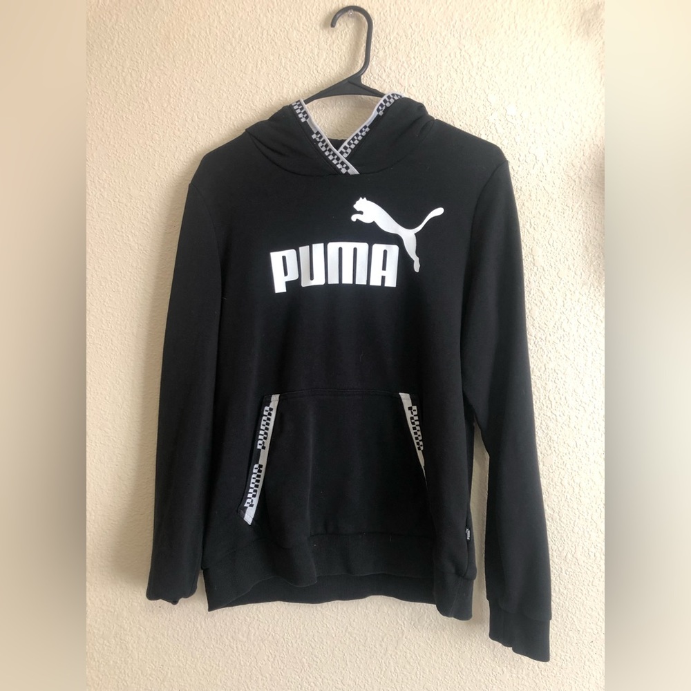 🎈Puma sweater🎈